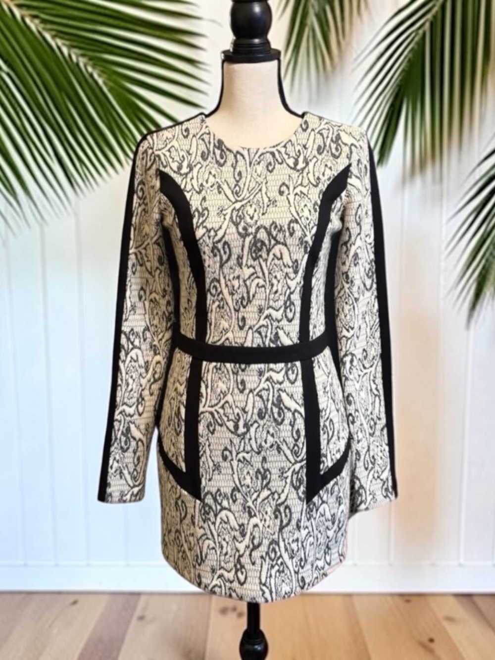 Parker Blanche Sheath Dress – Black & White Ponte Knit Jacquard – Size L